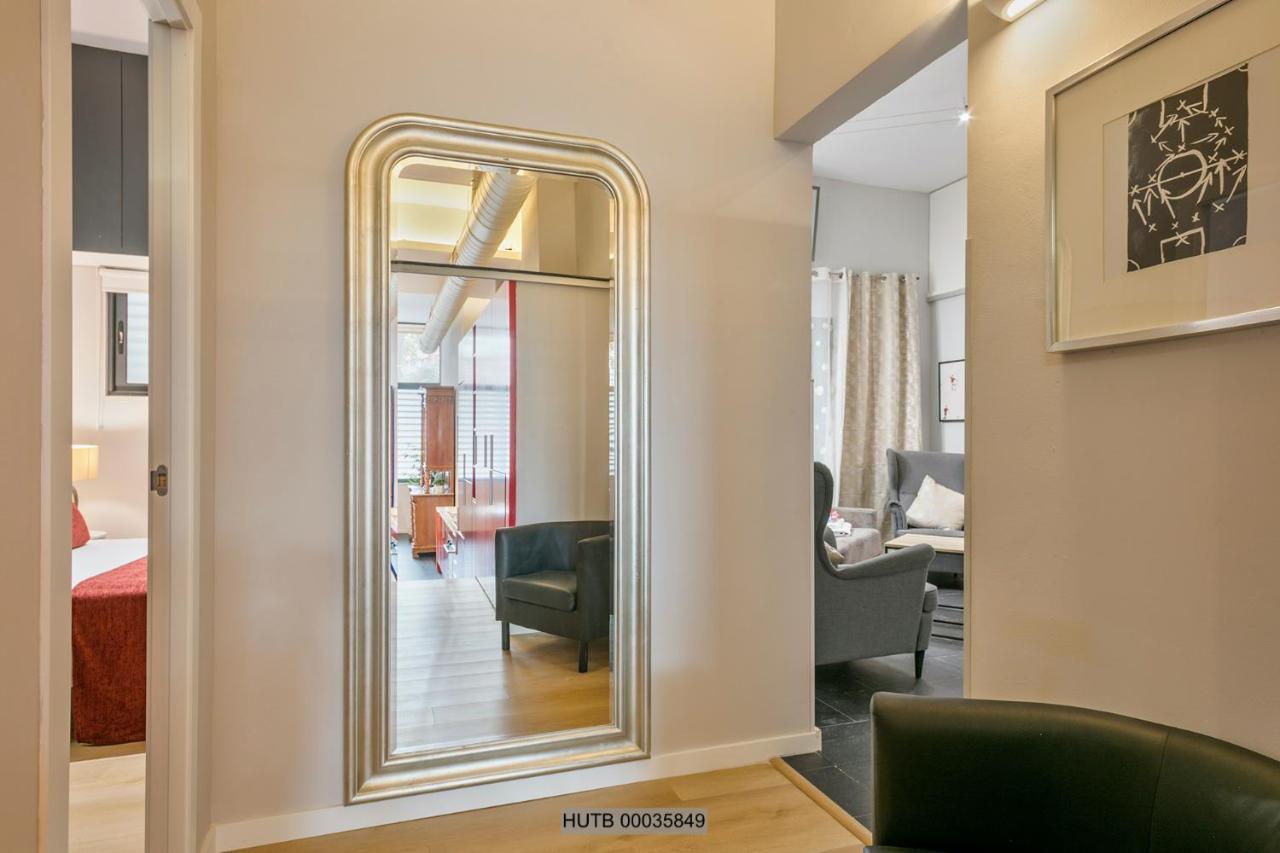 Alcam Les Corts Apartment Barcelona Luaran gambar