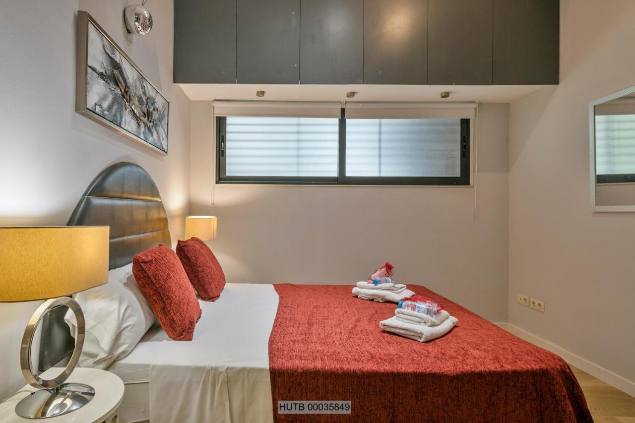 Alcam Les Corts Apartment Barcelona Luaran gambar