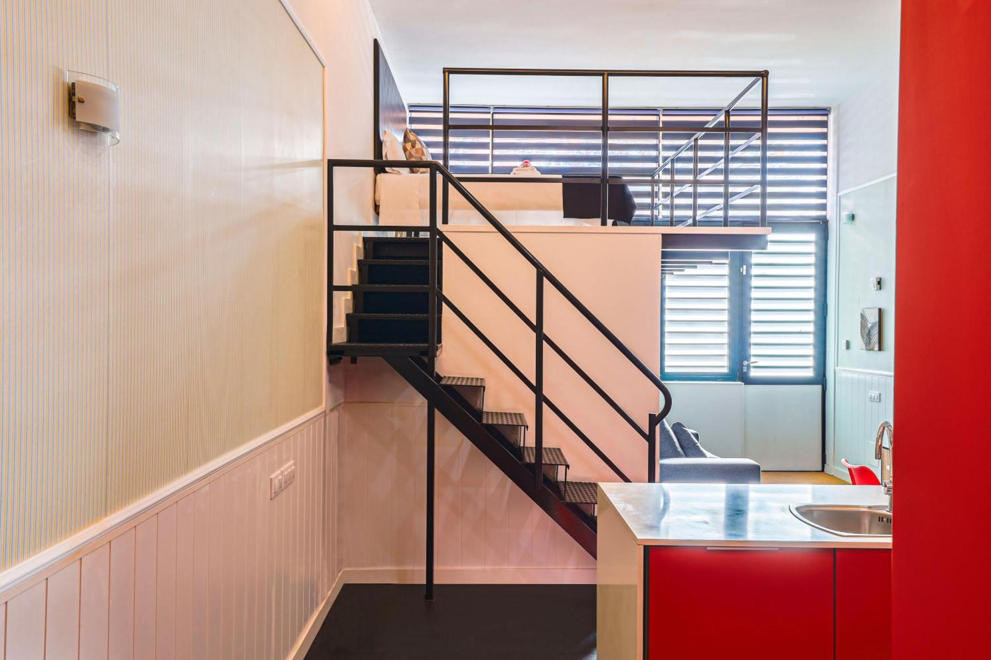 Alcam Les Corts Apartment Barcelona Luaran gambar