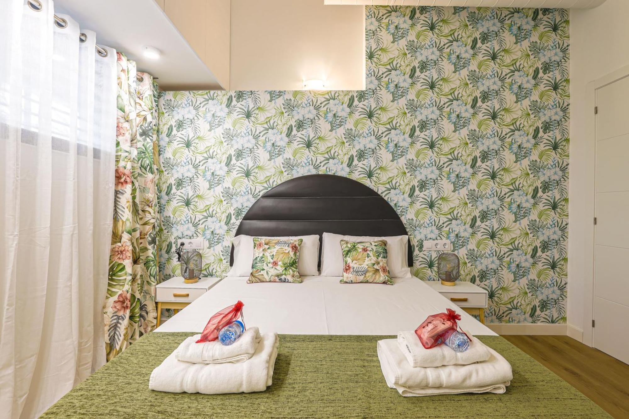 Alcam Les Corts Apartment Barcelona Luaran gambar