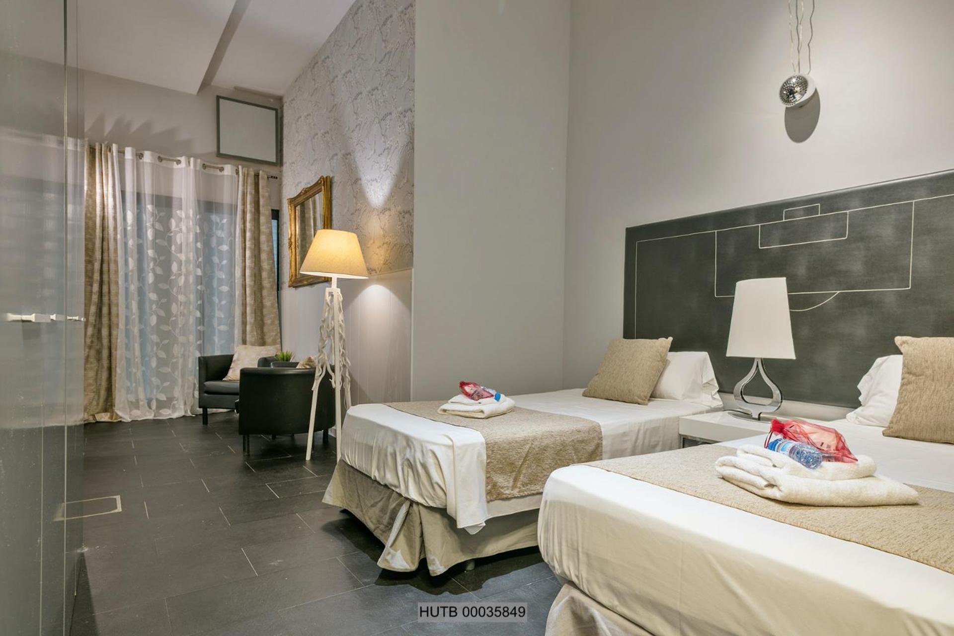 Alcam Les Corts Apartment Barcelona Luaran gambar